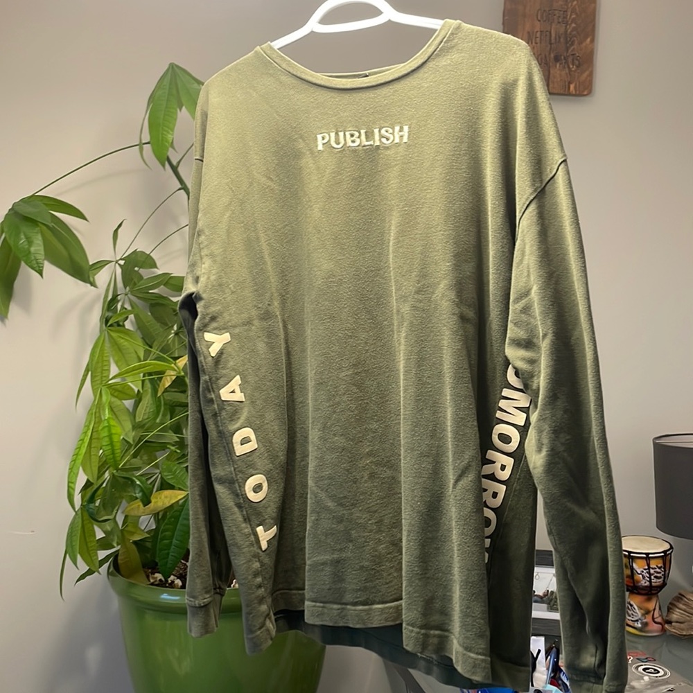 Publish Long sleeve